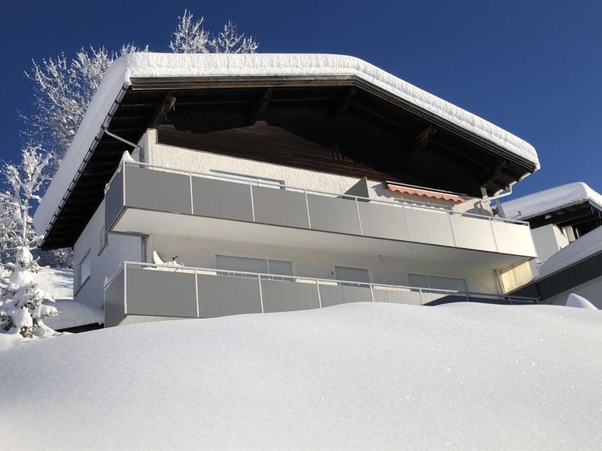 Walli Laterns - Ski Und Bergvergnuegen Direkt Vor Der Haustuer Bagian luar foto
